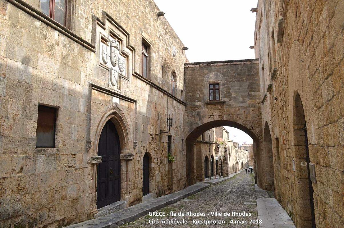 125- Citadelle medievale.JPG